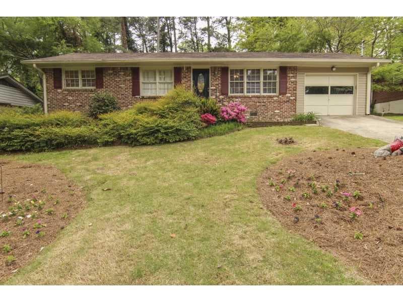 2 bedroom, 1,408 sq ft single family residence sold at 2612 Warwick Circle, Atlanta, GA 30345