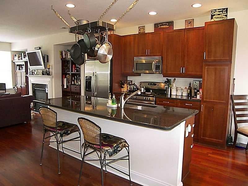 3 bedroom, 2,343 sq ft townhouse sold at 6013 Brookside Oak Circle 6013, Norcross, GA 30093