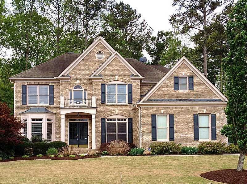 5 bedroom, 2,896 sq ft single family residence sold at 3640 Hamby Oaks Drive, Alpharetta, GA 30004