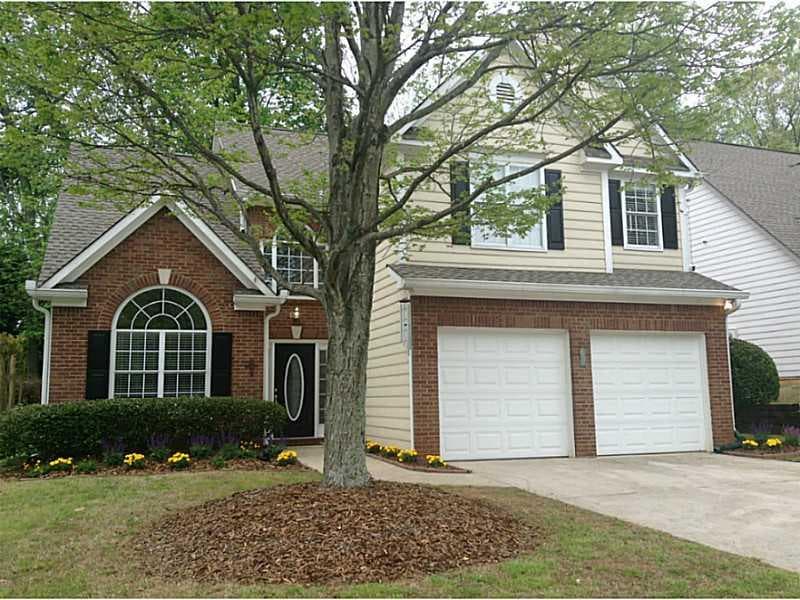 3 bedroom, 2,171 sq ft single family residence sold at 1240 Primrose Drive, Roswell, GA 30076