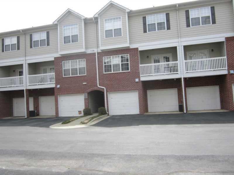 8109 Woodland Lane 8109, Alpharetta, GA 30009 — most recent listing photo