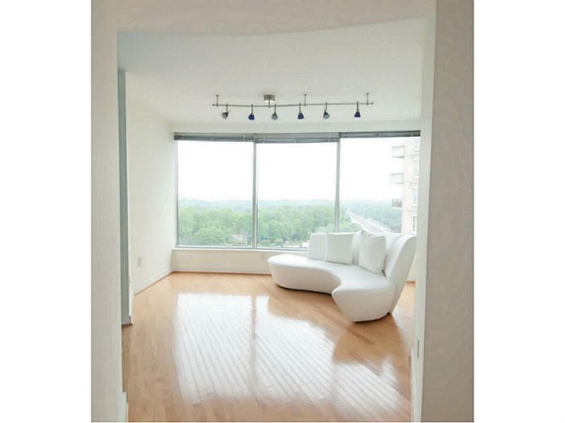 1 bedroom, 781 sq ft condominium sold at 3338 Peachtree Road 1504, Atlanta, GA 30326