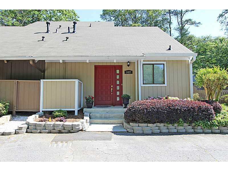 2 bedroom, 1,100 sq ft townhouse sold at 1427 N Druid Hills Road 1427, Atlanta, GA 30319