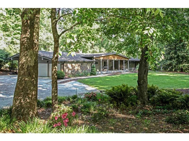 535 River Valley Road, Sandy Springs, GA 30328 — most recent listing photo