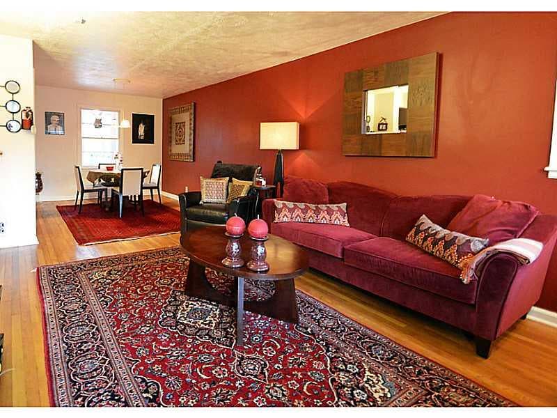 3 bedroom, 1,300 sq ft single family residence sold at 2671 Woodridge Drive, Decatur, GA 30033