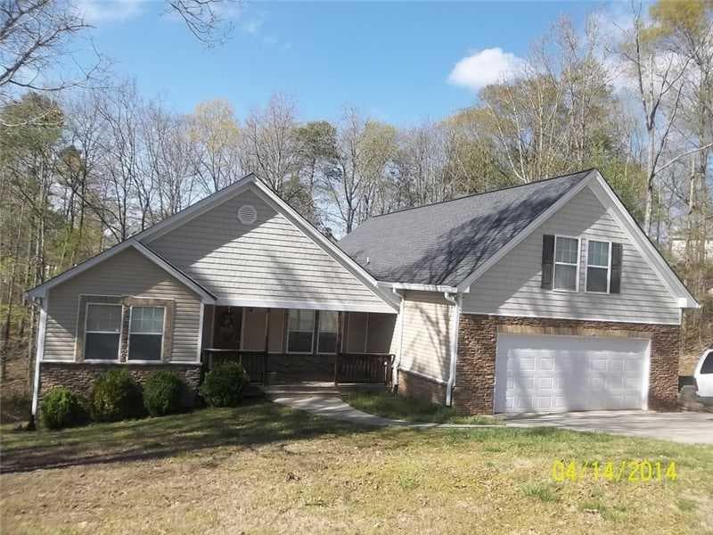 3 bedroom, 2,014 sq ft single family residence sold at 4716 Rivers Edge Drive, Gainesville, GA 30506