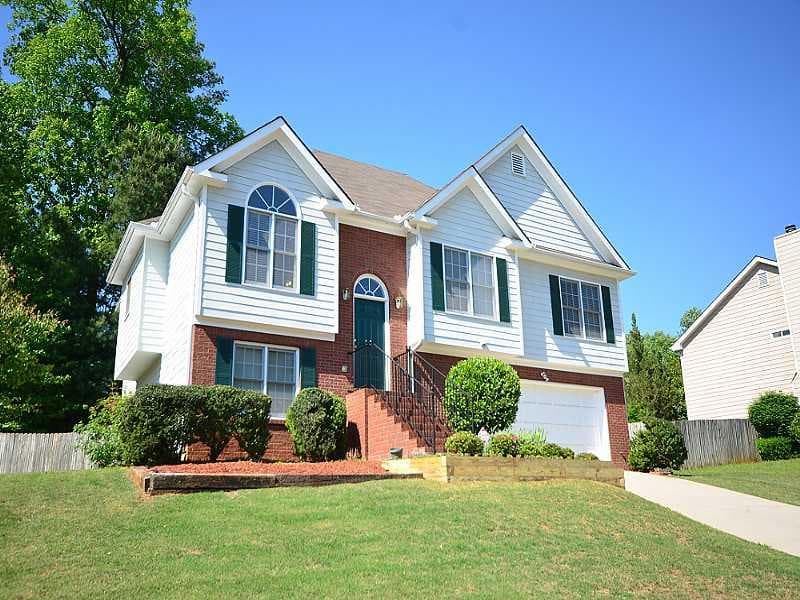 4 bedroom single family residence sold at 605 Oxford Crest Court, Lawrenceville, GA 30043