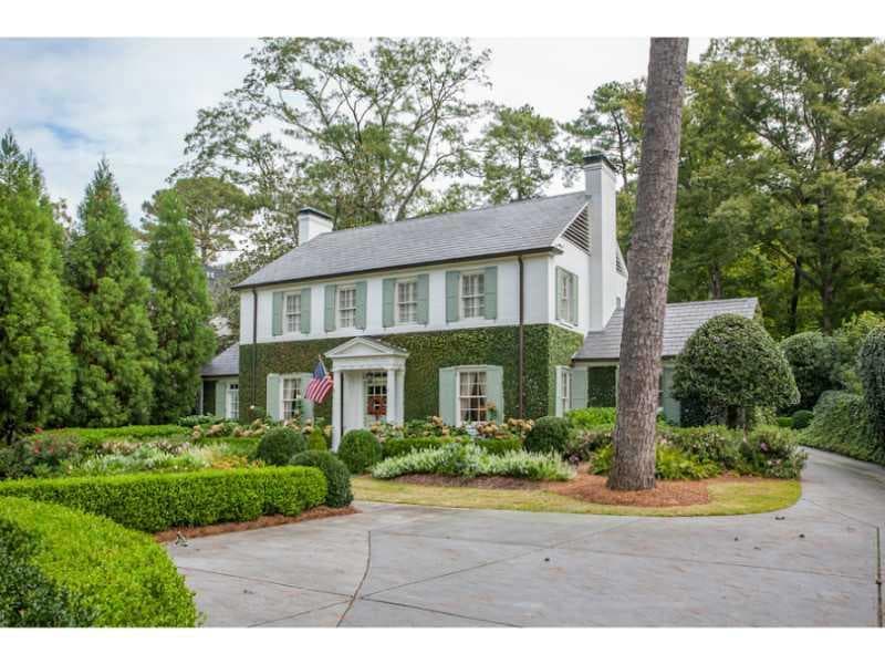 5 bedroom, 6,623 sq ft single family residence sold at 3825 Club Drive, Atlanta, GA 30319
