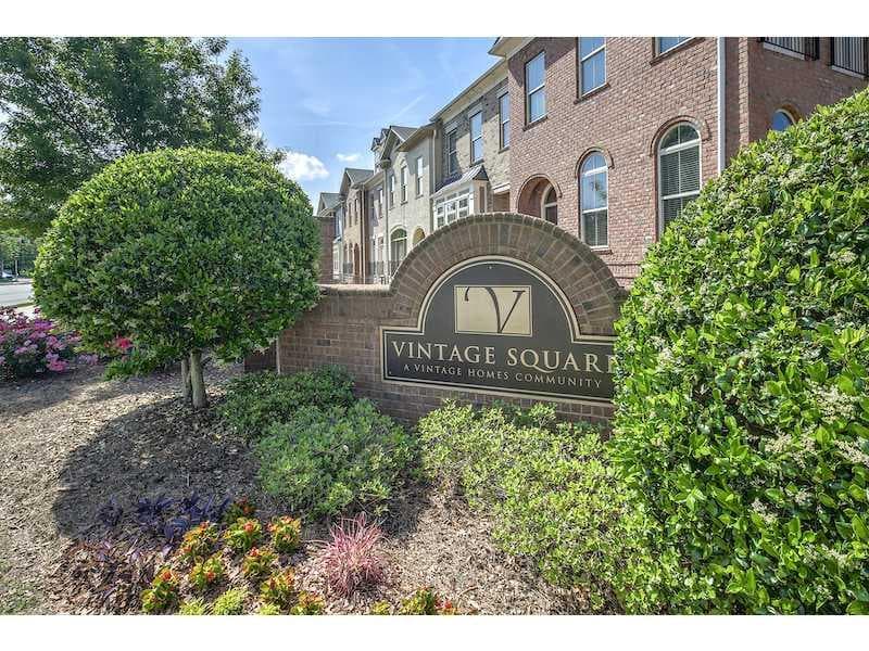 3309 Vintage Circle 1, Smyrna, GA 30080 — most recent listing photo