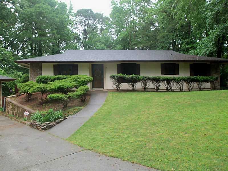 4 bedroom, 2,070 sq ft single family residence sold at 924 Hazel Court, Lilburn, GA 30047