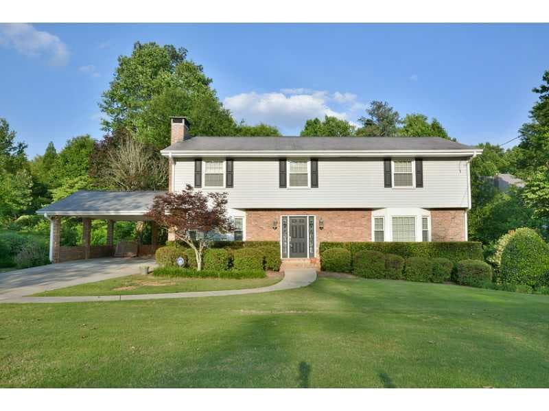 5015 Chestnut Forest Lane, Dunwoody, GA 30360 — most recent listing photo