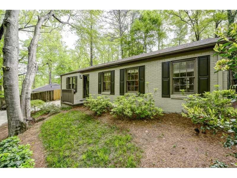 3 bedroom, 1,933 sq ft single family residence sold at 4045 Arden Way, Atlanta, GA 30342