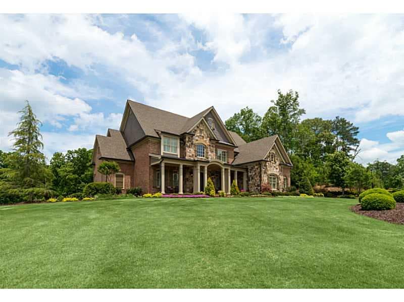 13300 Bishops Court, Roswell, GA 30075 — most recent listing photo