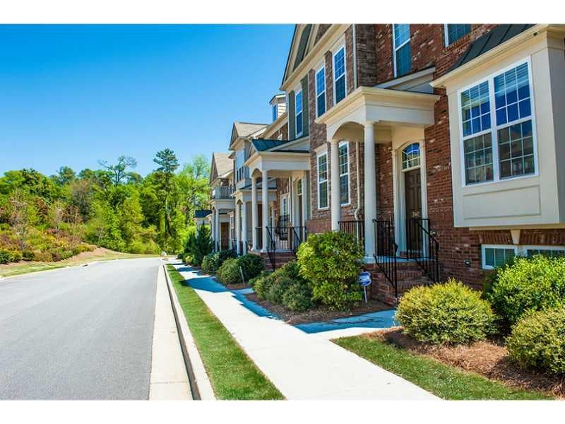 4 bedroom, 1,890 sq ft townhouse sold at 2451 Natoma Court 9, Smyrna, GA 30080