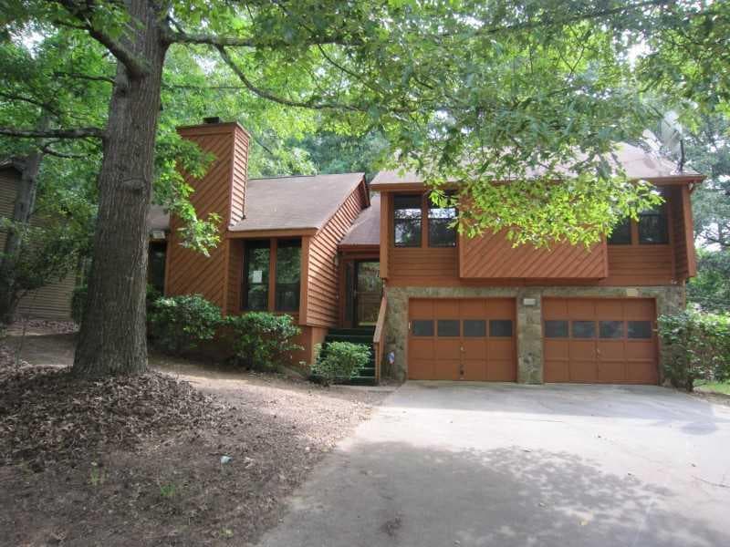1072 Chapman Circle, Stone Mountain, GA 30088 — most recent listing photo