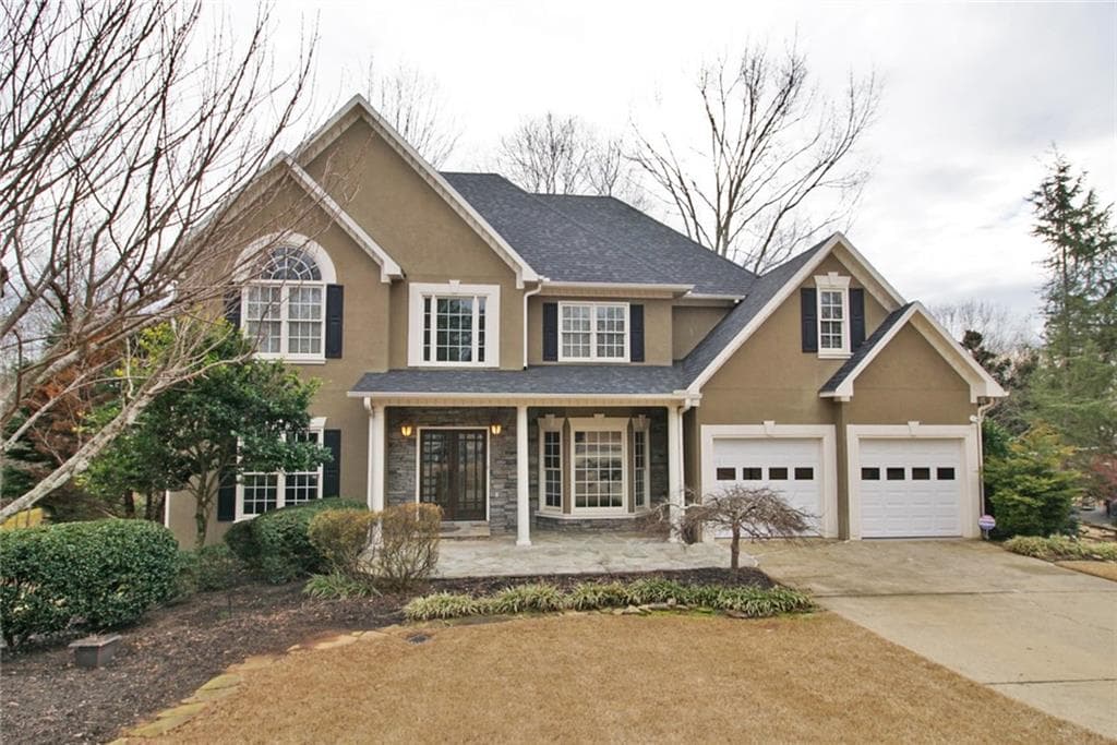 5 bedroom, 4 bathroom, 4,260 sq ft single family residence sold at 455 Laurian View Court, Roswell, GA 30075