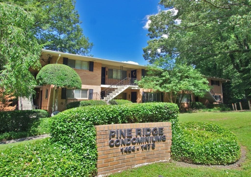 2 bedroom, 1 bathroom, 952 sq ft condominium sold at 1478 E Rock Springs Road, Atlanta, GA 30306