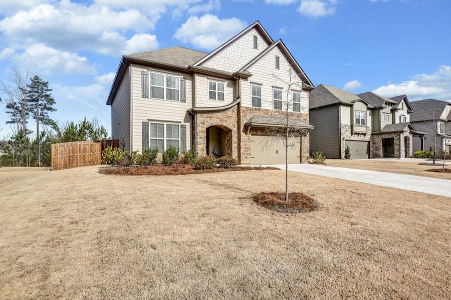 6460 Country Lake Road, Cumming, GA 30041 — most recent listing photo