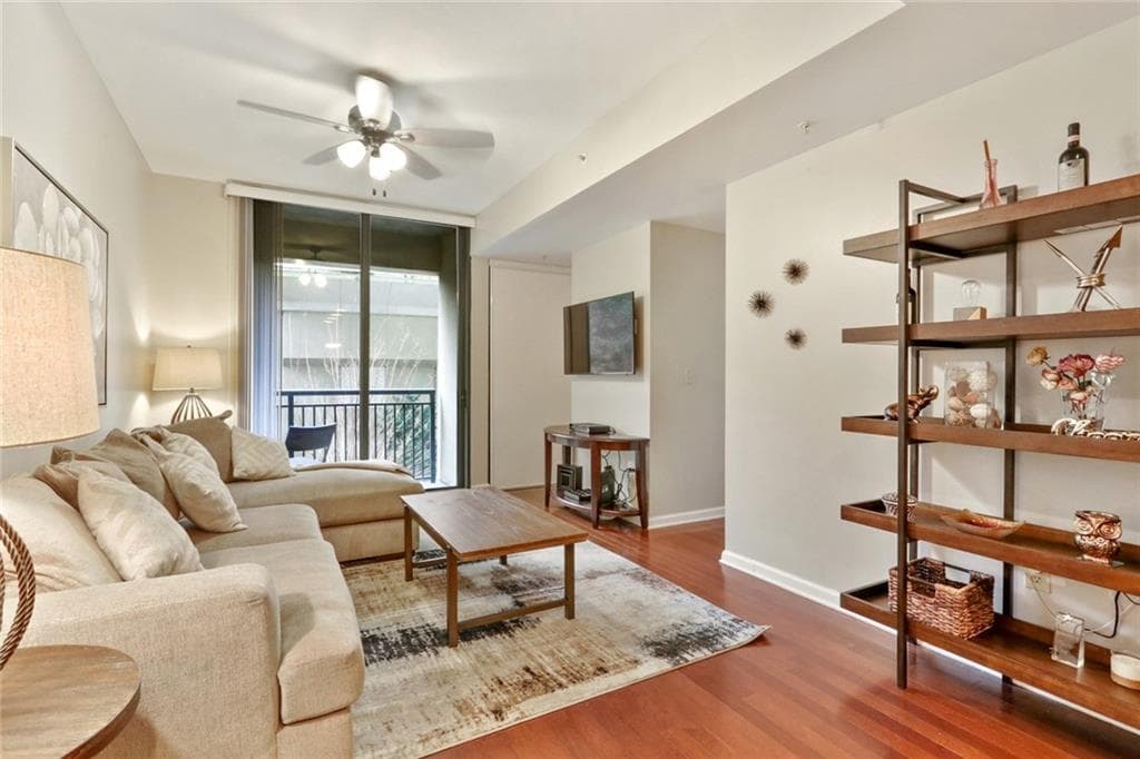 3040 Peachtree Road 315, Atlanta, GA 30305 — most recent listing photo