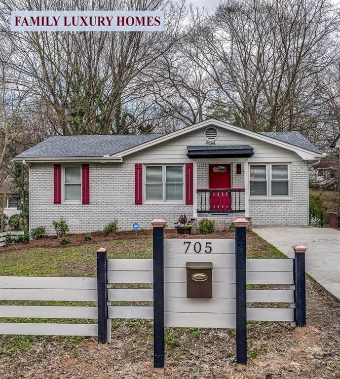 4 bedroom, 2 bathroom, 1,800 sq ft single family residence sold at 705 Cedar Avenue, Atlanta, GA 30318