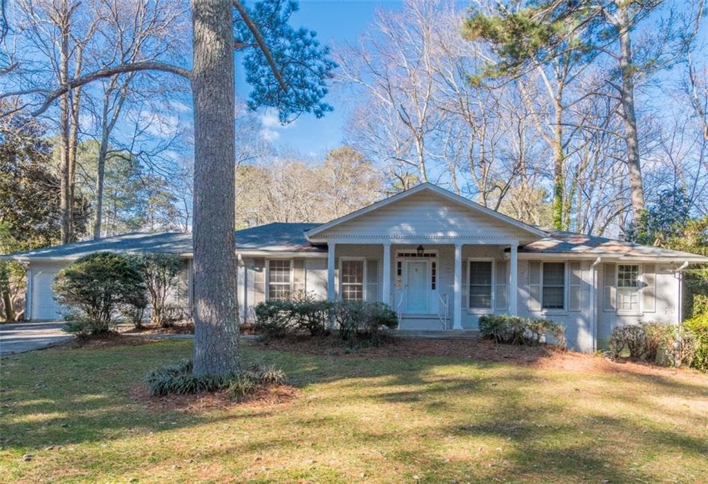 6260 River Shore Parkway, Sandy Springs, GA 30328 — most recent listing photo