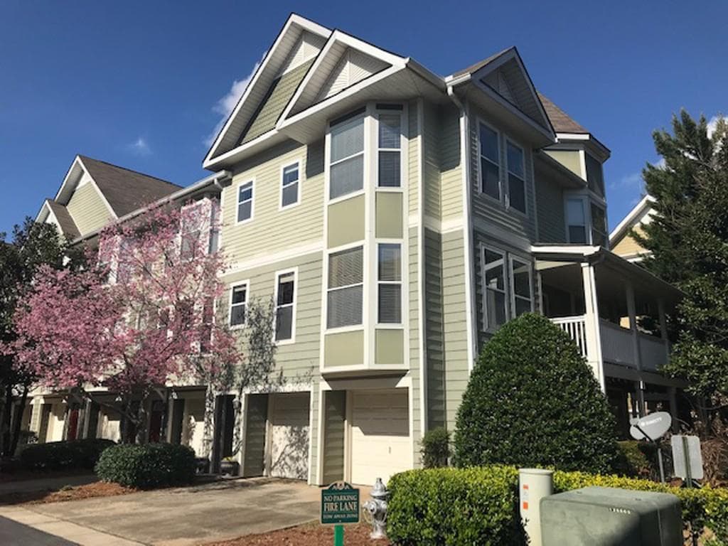 3 bedroom, 3 bathroom, 1,932 sq ft condominium sold at 951 Glenwood Avenue 1607, Atlanta, GA 30316
