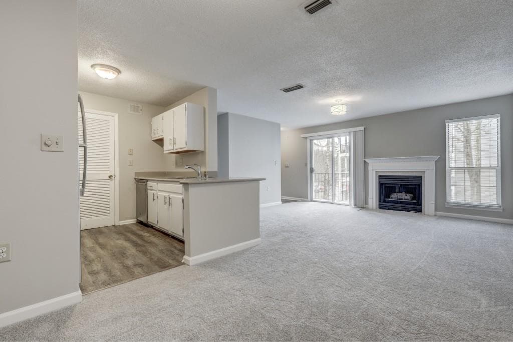 614 Granville Court, Sandy Springs, GA 30328 — most recent listing photo