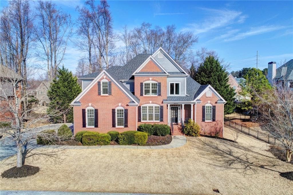 5 bedroom, 5 bathroom, 4,494 sq ft single family residence sold at 2910 Trailing Ivy Way, Buford, GA 30519