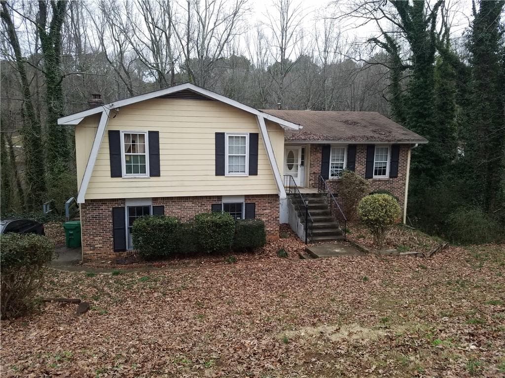 5862 Simone Drive, Stone Mountain, GA 30087 — most recent listing photo