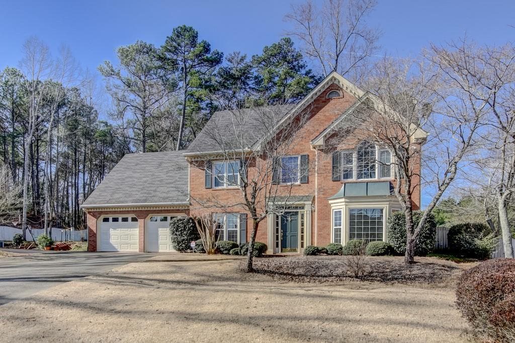 4 bedroom, 3 bathroom, 2,790 sq ft single family residence sold at 3016 Eglantine Court, Marietta, GA 30062