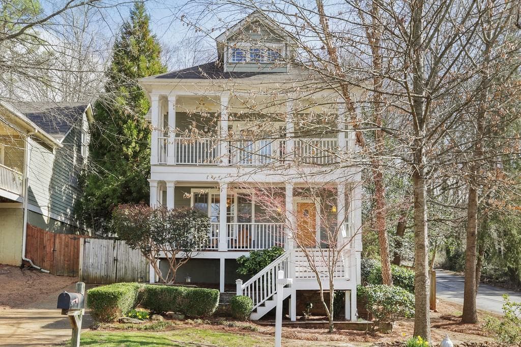 3 bedroom, 3 bathroom, 1,748 sq ft single family residence sold at 1566 Conway Road, Decatur, GA 30032