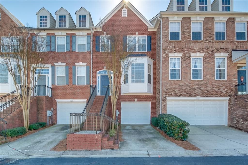 2 bedroom, 4 bathroom, 1,576 sq ft townhouse sold at 419 Iona Abbey Court 8, Smyrna, GA 30082