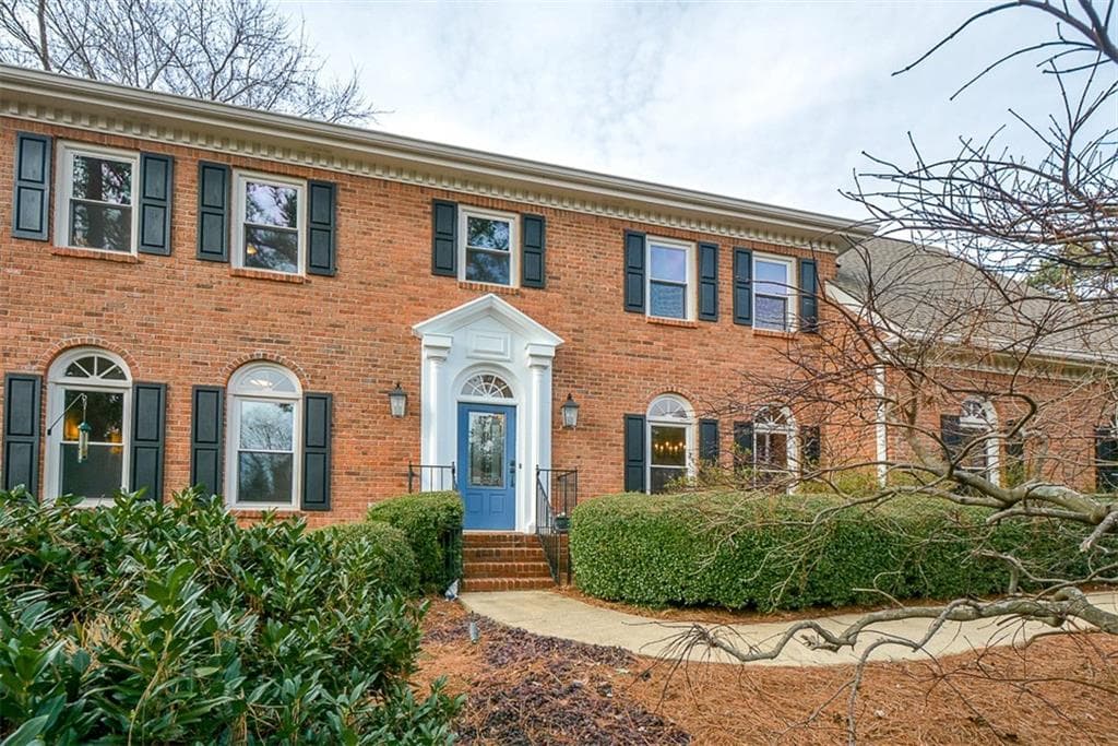 130 Knighthood Court, Alpharetta, GA 30022 — most recent listing photo