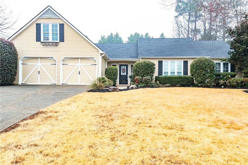 3 bedroom, 2 bathroom, 2,052 sq ft single family residence sold at 3179 Westfield Walk, Roswell, GA 30075