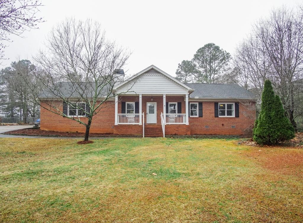 3 bedroom, 2 bathroom, 1,683 sq ft single family residence sold at 334 Mt. Moriah Drive, Auburn, GA 30011