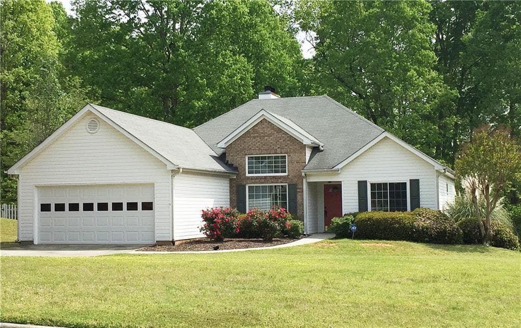 3 bedroom, 2 bathroom, 1,904 sq ft single family residence sold at 2231 Emerald Drive, Loganville, GA 30052