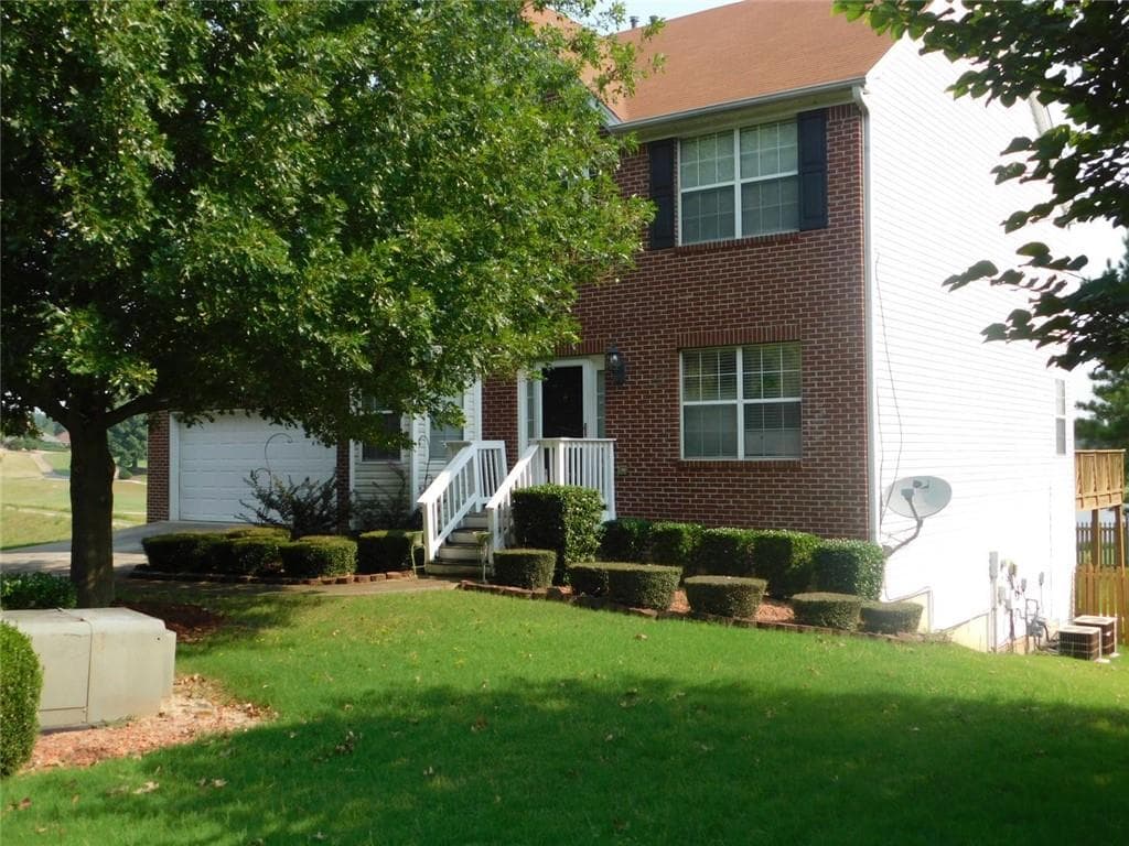 3915 Golfe Links Drive, Snellville, GA 30039 — most recent listing photo