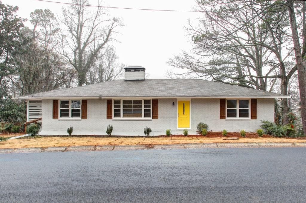 4 bedroom, 3 bathroom, 3,180 sq ft single family residence sold at 463 Lemon Street, Marietta, GA 30060