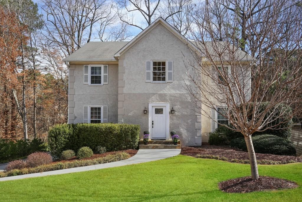 8895 Carroll Manor Drive, Sandy Springs, GA 30350 — most recent listing photo