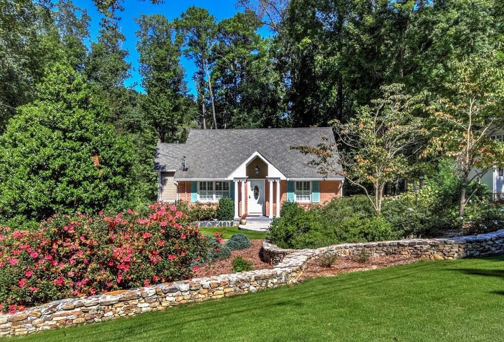 4 bedroom, 3 bathroom, 3,521 sq ft single family residence sold at 2700 Ridgemore Road, Atlanta, GA 30318