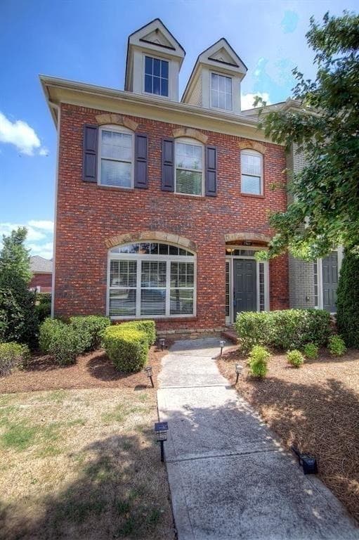 3 bedroom, 4 bathroom, 2,116 sq ft townhouse sold at 7503 Penniman Road, Alpharetta, GA 30005