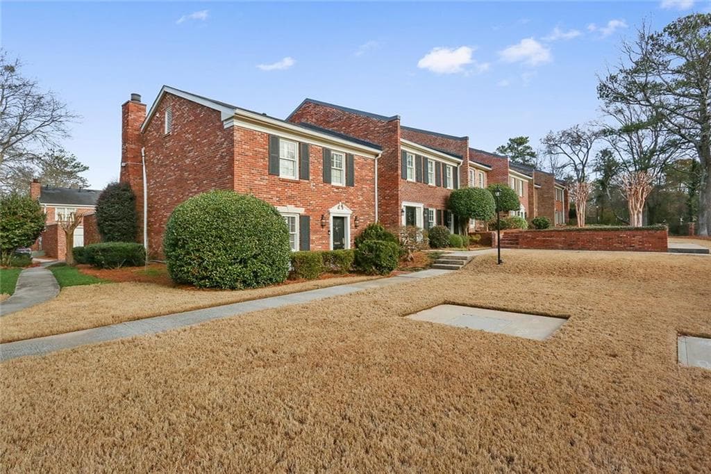 3050 Margaret Mitchell Drive 7, Atlanta, GA 30327 — most recent listing photo