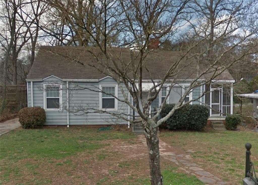 3 bedroom, 1 bathroom, 1,122 sq ft single family residence sold at 1611 Athens Avenue, Atlanta, GA 30310
