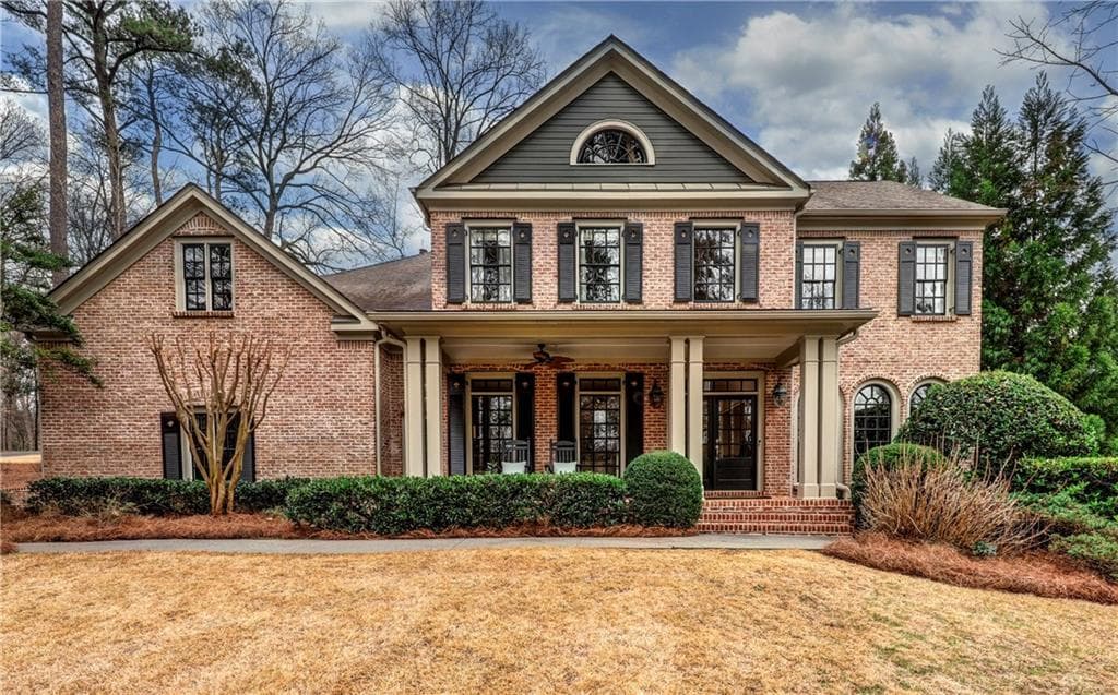 5 bedroom, 5 bathroom, 4,675 sq ft single family residence sold at 3879 Ivy Road, Atlanta, GA 30342