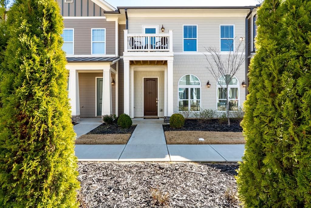 4 bedroom, 4 bathroom, 2,476 sq ft townhouse sold at 891 Proctor Oaks Street 544, Atlanta, GA 30318