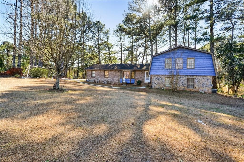 4 bedroom, 3 bathroom, 1,934 sq ft single family residence sold at 3957 Yellow Pine Drive, Lilburn, GA 30047
