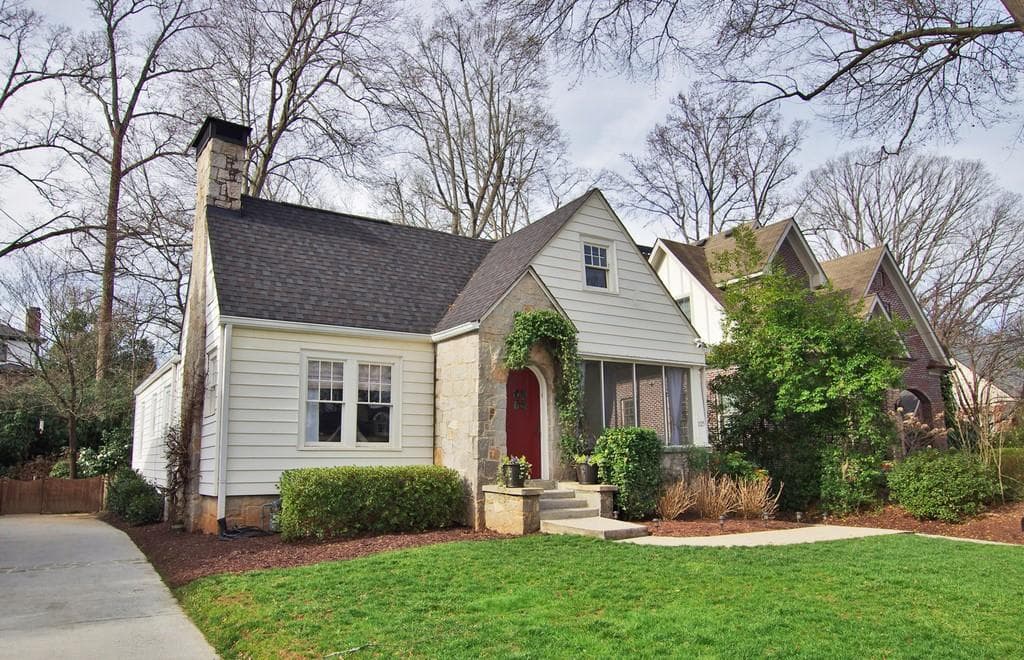 3 bedroom, 2 bathroom, 1,513 sq ft townhouse sold at 1125 University Drive, Atlanta, GA 30306