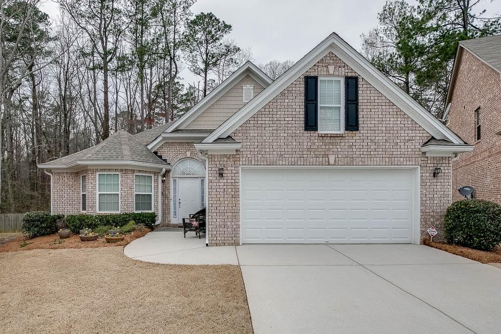 2400 Hickory Station Drive Circle, Snellville, GA 30078 — most recent listing photo
