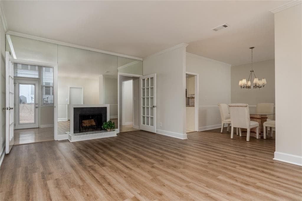 2 bedroom, 2 bathroom, 1,728 sq ft condominium sold at 5515 Chemin De Vie, Atlanta, GA 30342