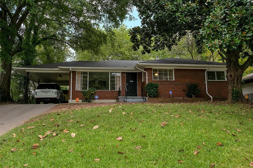 2868 Laguna Drive, Decatur, GA 30032 — most recent listing photo
